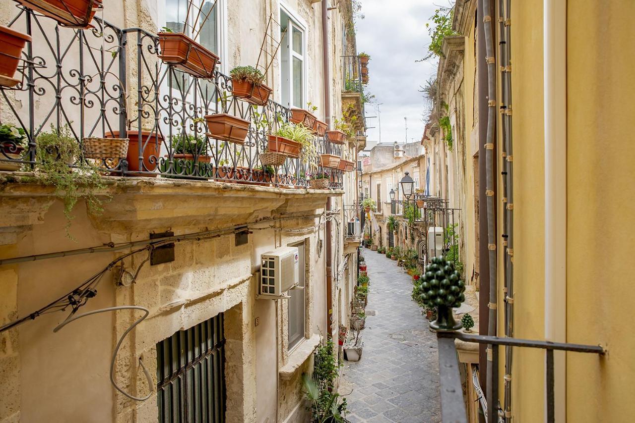 Al Vicolo In Ortigia By Wonderful Italy Apartment Syracuse Exterior photo